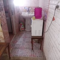 قرب الكنيسه الأولى • دار ٢٠٠م • ٦ غرف