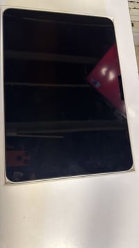 آيباد 11 • معالج M5 • بطارية ٩٧٪
