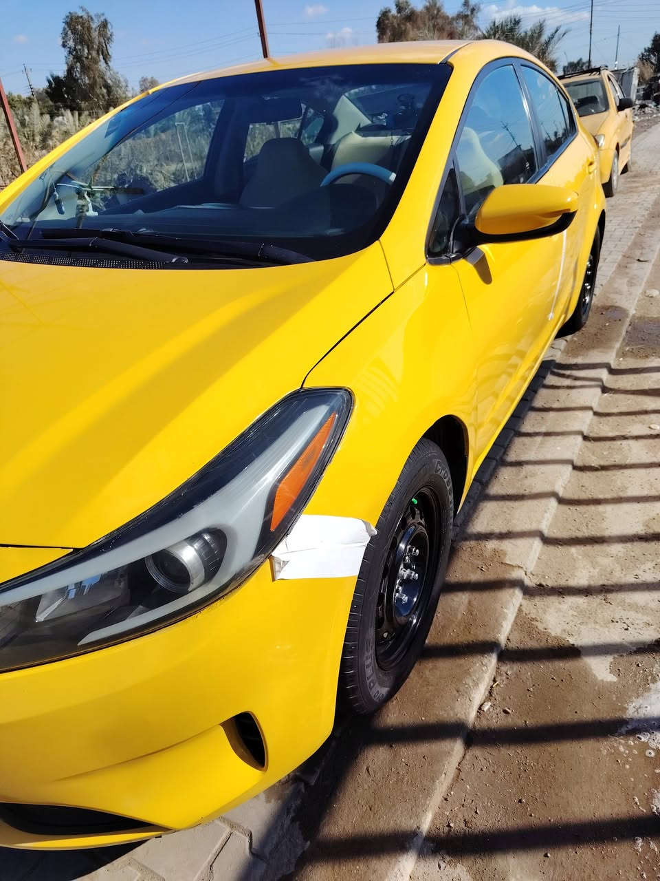 سلام عليكم كيا فورتي ٢٠١٨ سياره نظيفه خير من الله تخم تاير صدر امامي خلفي سياره حادثه بالصندوق مبدل بيه بس بنيد فقط واكعه عليه بلوكه وبدلته سياره مكفوله من شواصي ولغود ومن كص وتبديل عده البنيد مكينه ٢٠٠٠ دوش ماشيه ١٠٦ لاستفسار أكثر الاتصال على رقم متوفر واتساب واتصال
***********
السعر ١٢٠$
