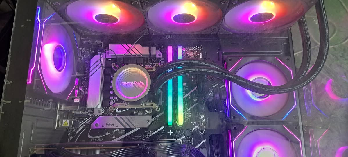 كيس تجميعه للالعاب كوراي 5 جيل 14

المعالج  intel core i5-14400f

التبريد مائي  great wall water cooling 360m

الرام- Lexar ARES RGB DDR5 32 gb- 6400

المذربورد   asus b760 plus ddr5

الهاردات  m.2 nvme 1tb

كرت الشاشة  pny rtx 5060 8gb oc dual

البور سبلاي ZUMAX PSU 750W  

كيس  x factor case 6 fan

سعر الكيس 1.400  رقمي ***********

بغداد شارع الصناعه لايوجد توصيل
