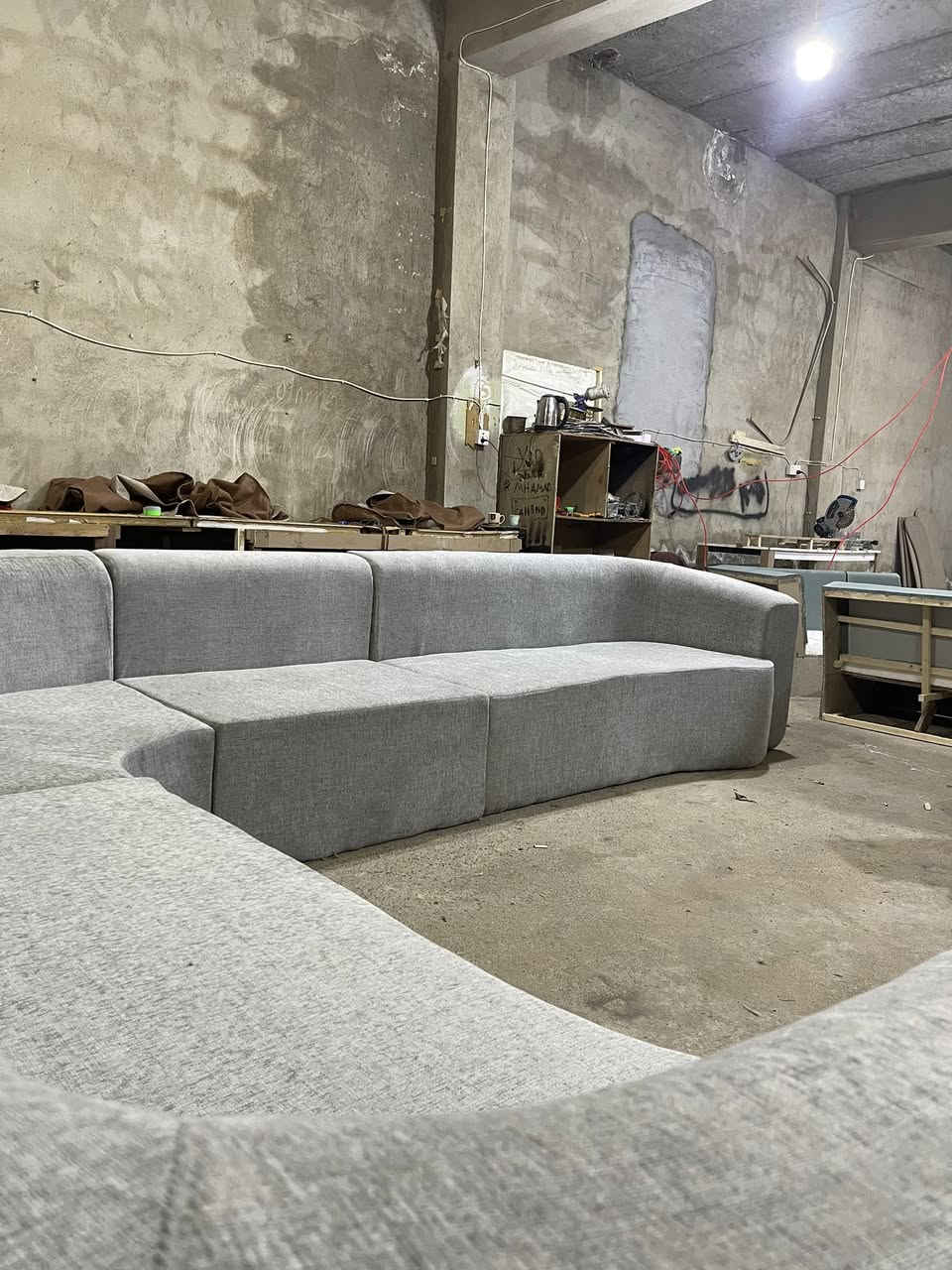 بۆ فرۆشتن باشترین کوالێتی ٧ساڵ زەمان  ئیسفنجی ١٥سانتیم . ***********
