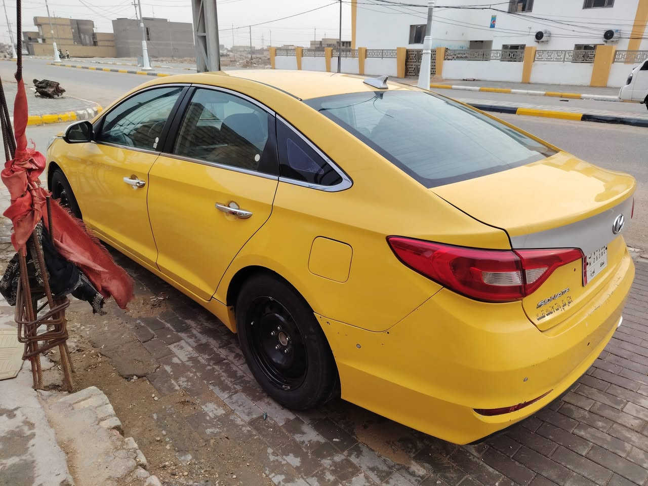 السلام عليكم
سوناتا 2015 
وارد كوري خطين بانزين غاز
فول رادارات خلفي امامي
تحكمات بصمه
تدفئه تبريدكشنات
تخم تاير حداديه جديده ضربتها اشبر ب البنيد
او قبل كم يوم انشخطة بيبانه
لتواصل ***********
