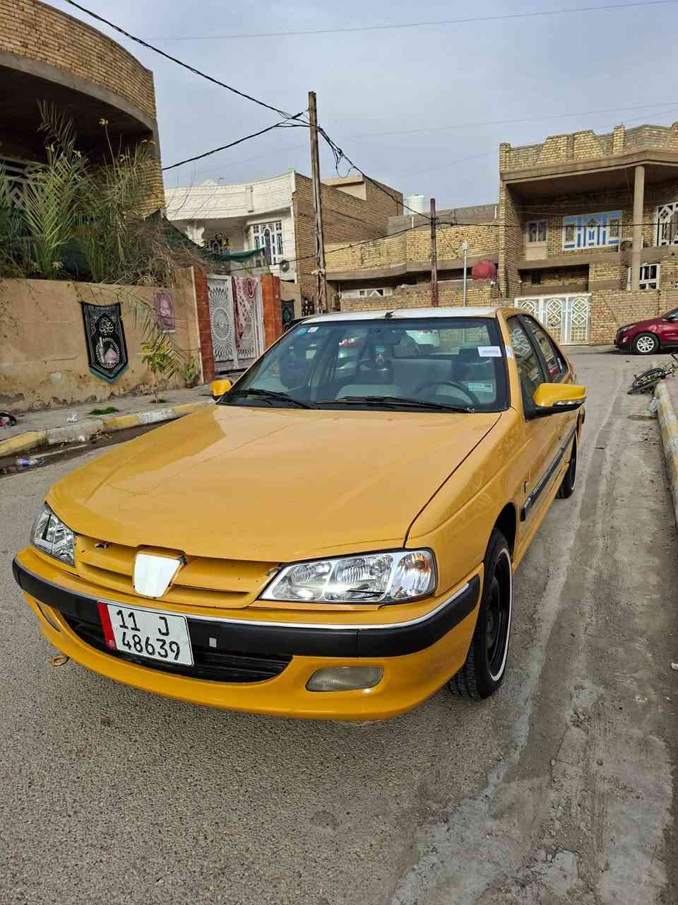 السلام عليكم للبيع بيجو بارص موديل 2015 رقم بغداد بسمي مصفره السياره كفالة عامه من  جميع النواحي كير مكينه بجيس شرط الفحص تخم تاير جديد دوشمه جديده سياره جاهزه ***********
