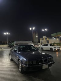 بي ام 740iاصل بليته وسنويه فول مواصفات دبل جامه دبل چكمچه كشنات جلد كه...