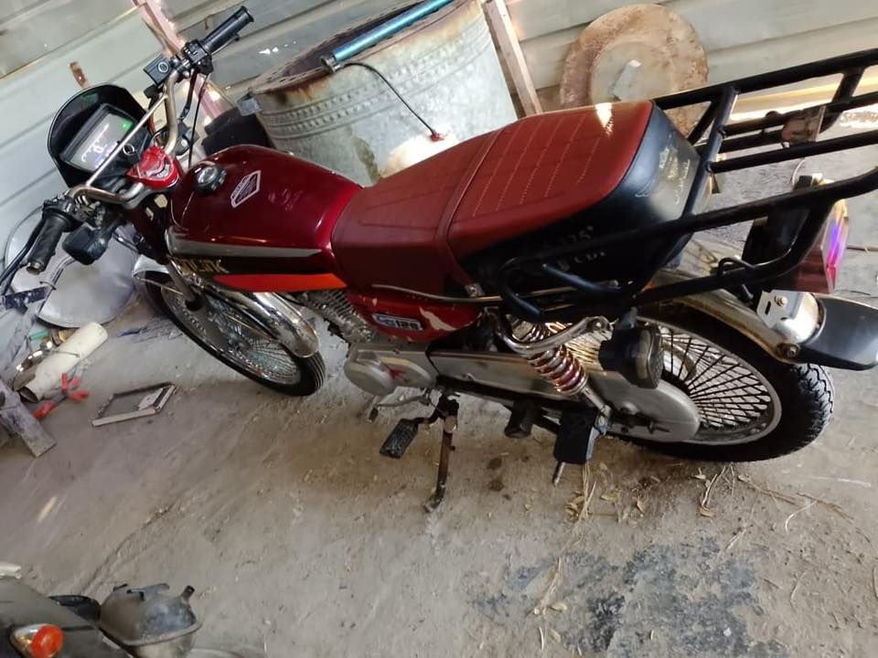 دراجه للبيع اوراق
دراجه مابيها اي نقص شراي تعال خاص تايكر ٢٠٢٤


**إذا كنت صاحب هذا الإعلان وتريد حذفه لأي سبب، رجاءا أرسل رسالة إلى الدعم الفني**