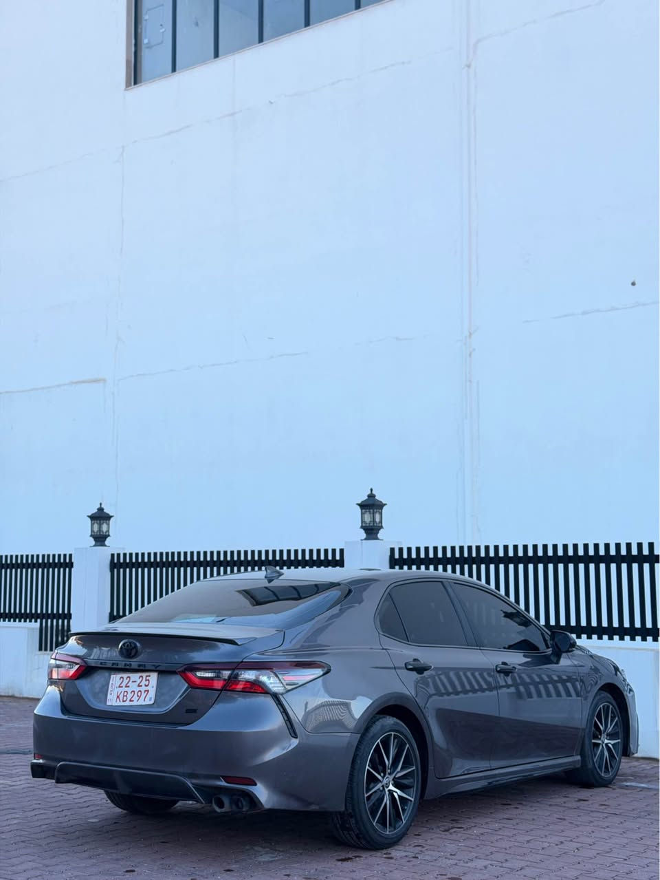 𝐓𝐨𝐲𝐨𝐭𝐚 𝐂𝐚𝐦𝐫𝐲 - 𝐒𝐄 ( 𝟐𝟎𝟐4 ) 
‎للبيع … تويوتا كامري الموديل : 2024 
‎- المحرك 4 سلندر 
‎- گير محرك بشرط 
‎- محرك ما مفتوح بدون اي نواقص
‎- المواصفات … SE 
‎- كاميرة
‎- كشن كهربائي
‎- تحكم ستيرن
‎- حساسات امامي
‎- حساسات خلفي
‎- رادار امامي
‎- رادار خلفي
‎- مانع انزلاق + ABS
‎- منافذ AUX + USB 
‎- تحكم وضعيات القيادة
- ECO+NORMAL+SPORT
ضررها السيارة : 1 بس بولند
‎- بدون مصرف نضافة 100/100
‎- مكان عقره
‎- للاتصال :واتساب  [***********] 
سعر سياره : 195 بيها مجال دهوك, العراق
