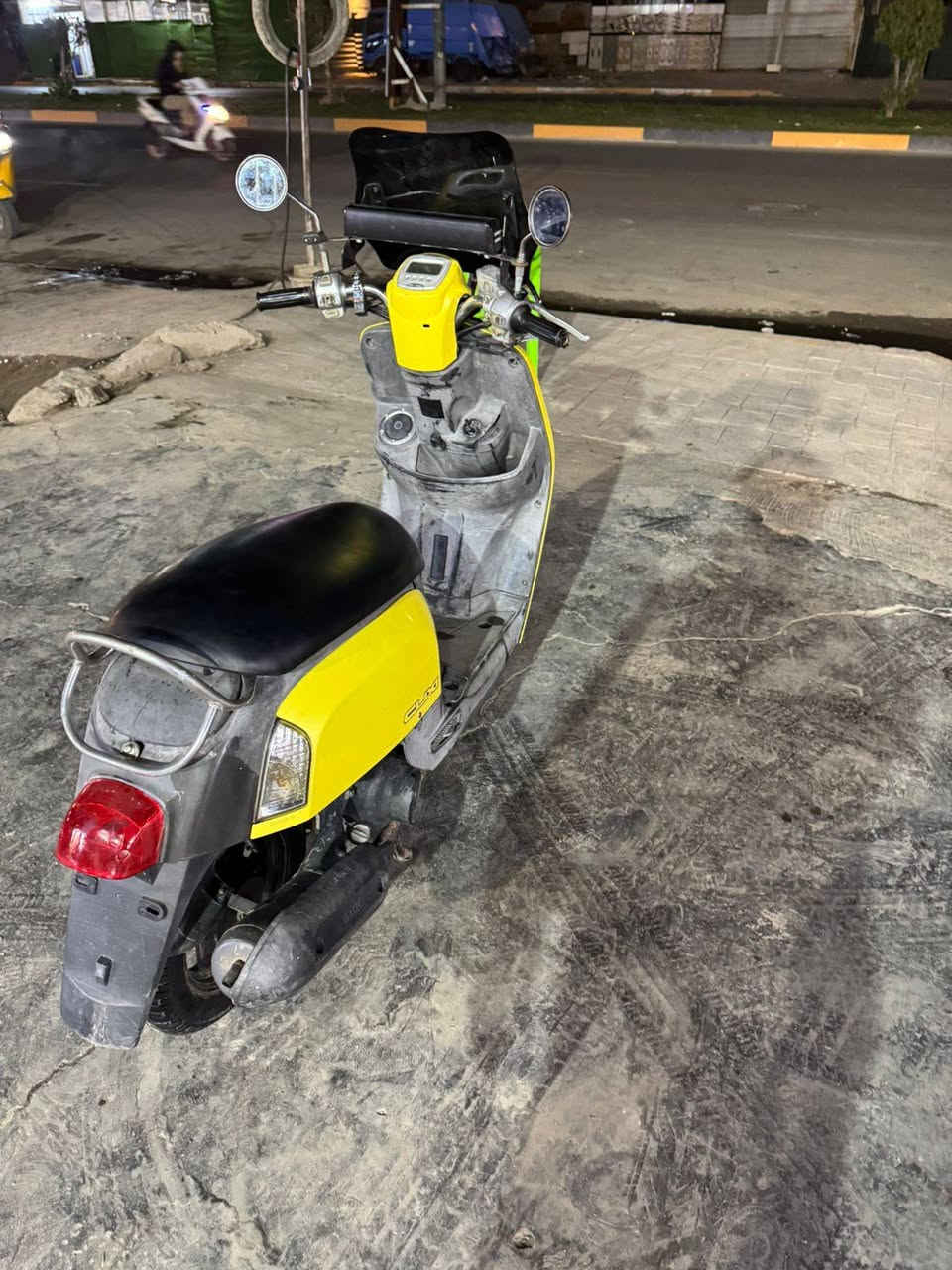 سلام عليكم دراجه بوليس نوزل مسطره دراجه كارتون قليله بحقه للبيع او مرواس مكاني بغداد لون مميز بيه ***********
