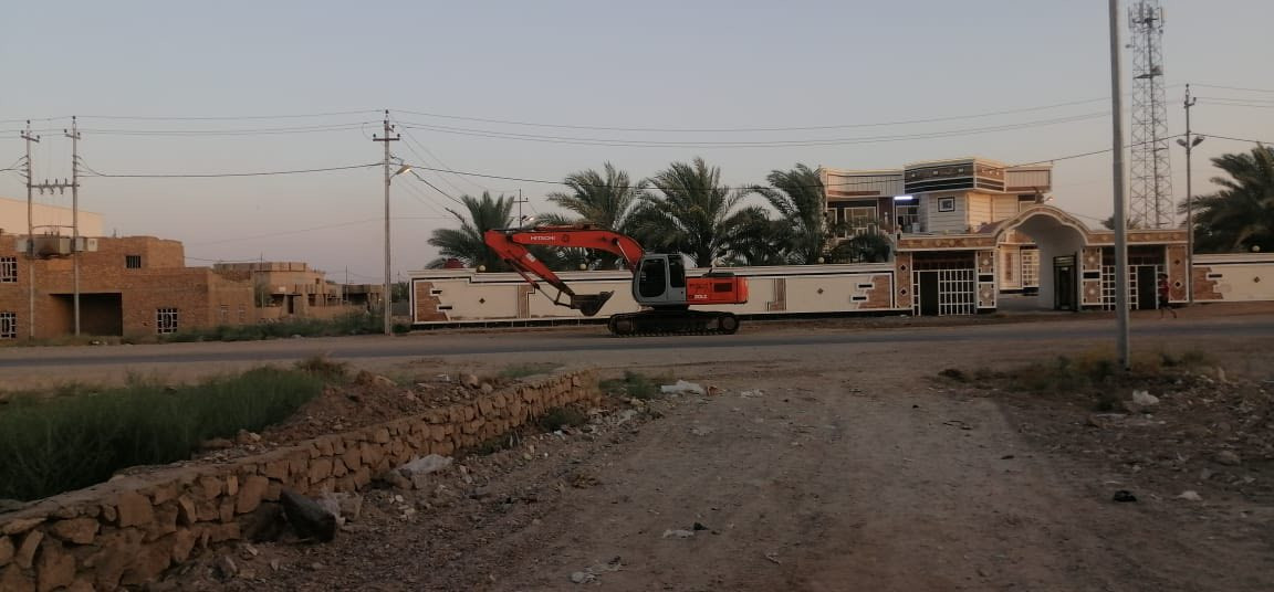 السلام عليكم للبيع حفاره هيتاشي موديل 2000 جاهزه مئسسه نقار تبريد بلادي رقم واسط سنويه جديده مابيها نقص برغي مداور ثاني يوم مكانها انبار هيت السعر 215 ورقه 
***********
