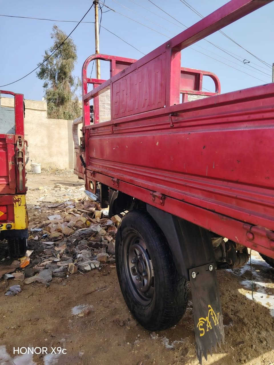 سلام عليكم ستوته للبيع مديل 2019 شاصي مكفول كهربائيات كله شقاله سعر مليونين او ميه 2100او بيه مجال مكاني ابو شطيب رقم ***********
