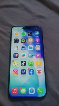 آيفون ١٥ • بطارية ٨٥٪ • مكفول
