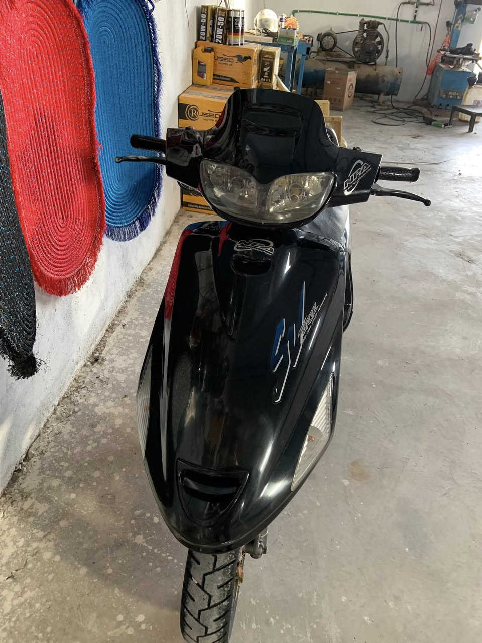 فراشه فحل دراجه رمبه نازله قبل شهري  مو مال شارع. بلادي مكينه بلادي خرسه معدل 120 شرط ملاح بلادي تايرات جوبلس بلادي حته قبق الكلج مامفتوح   مابيهه نقص برغي السعر 550 وبيهه مجال  مكاني الحمزه الغربي الغزالي ***********
