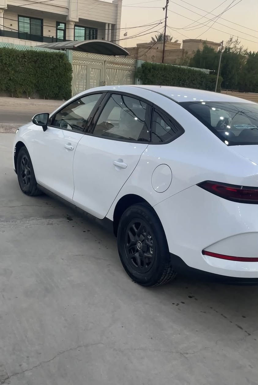 السلام وعليكم 
للبيع BYD Qin plas موديل ٢٠٢٥ ماشية ٢٣٠٠٠ 
رقم بغداد باسمي كفالة عامة 
السعر ١٨,٥٠٠,٠٠٠ مكانها بغداد 
***********
