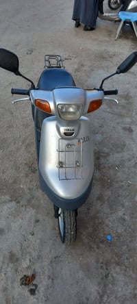 دراجه بطه حاويه نظيفه جدآ كلها بلادي وكلها شغاله والنظافه موضحه هاتف 0...