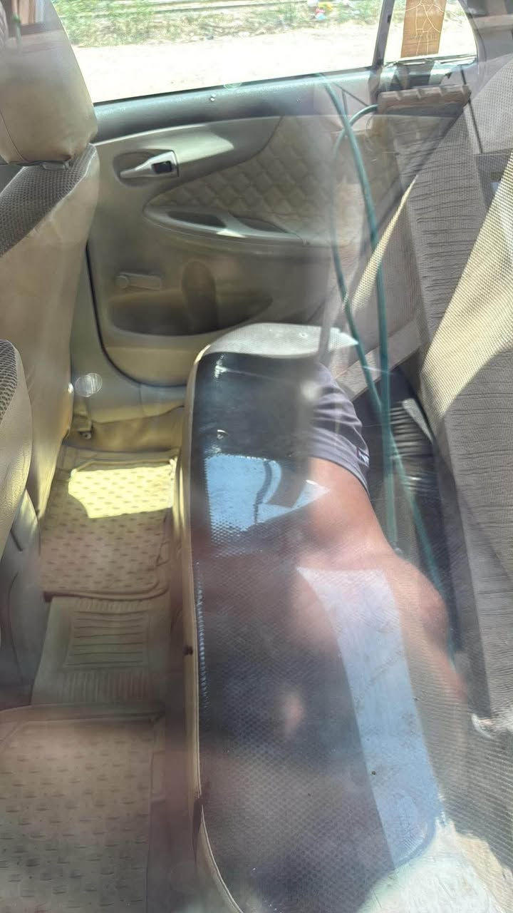كورلا ٢٠٠٩ للبيع
رقم بغداد انگليزي مشروع وطني تحويل مباشر 
مصبوغة عام اثر جراد و بيها قطعتين 
الدواخل مكفووله 
محرك ١٨٠٠ 
جاهزه 
السعر ٩٠ و بيها مجال 
للاستفسار / ***********
