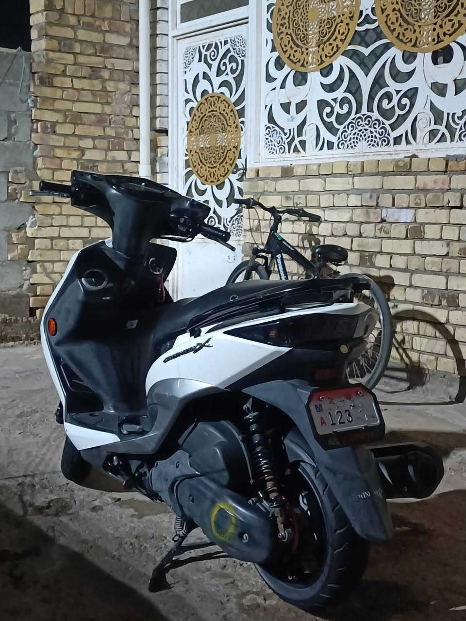 سكنس لد موديل 2016
تزويده: 
سلف رياضي مشمشي اصلي
يدات بريك قطعتين رياضي اصلي
قبق جوزة رياضي اصلي
عقل رياضي Rc يتبرمج ورونه مفتوح
قبق فلاوين رياضي
فلنجة بريك امامي رياضي
بوشة 59 شرط لا تبخير ولا تنقيص
مازدة امامية مزودة عدسة و عاكس اسود و باقي التفاصيل بلادية سعر خاص بسبب النفوس الضعيفه مكان الدراجة ميسان


**إذا كنت صاحب هذا الإعلان وتريد حذفه لأي سبب، رجاءا أرسل رسالة إلى الدعم الفني**