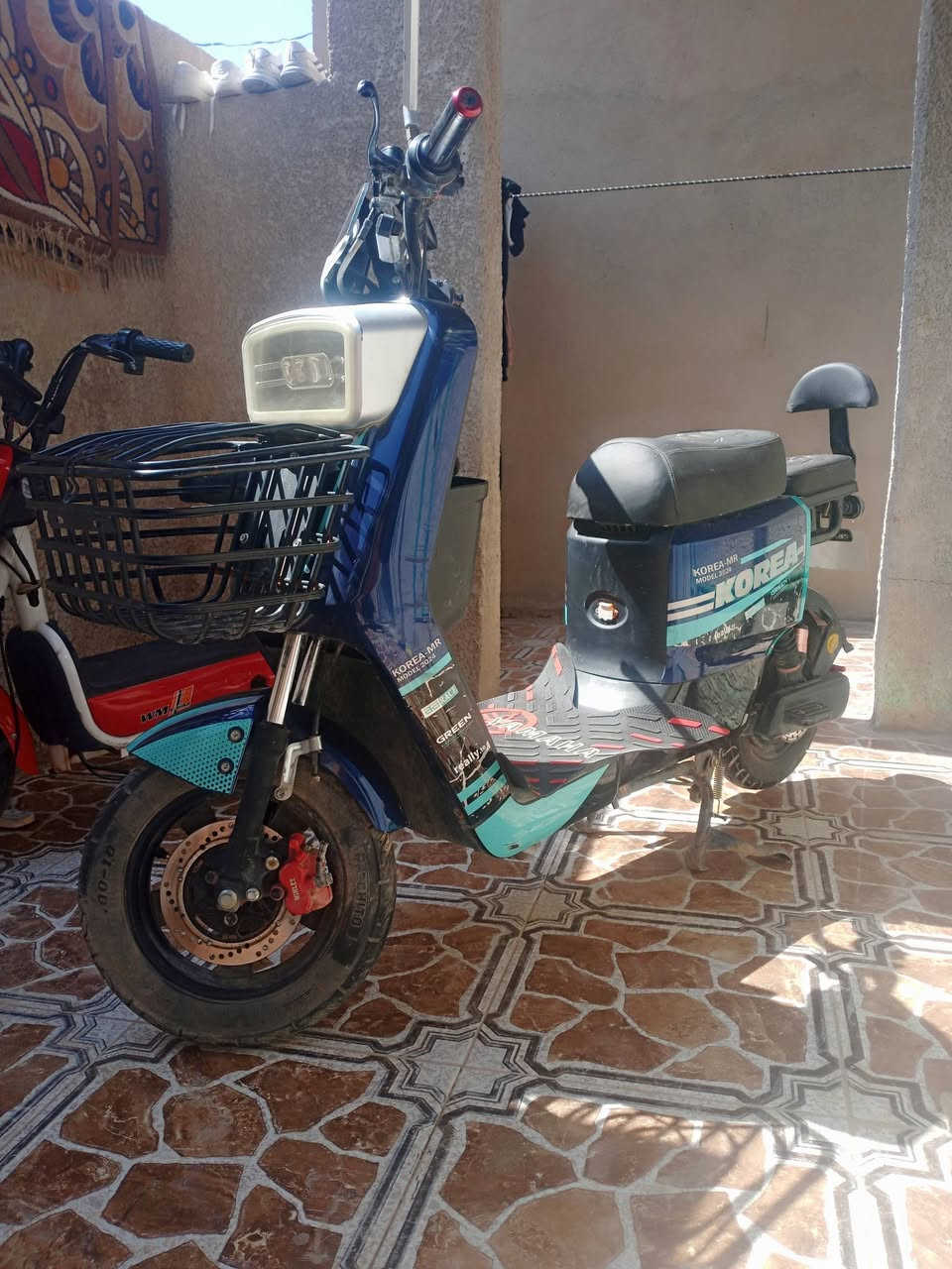 دراجتين شحن للبيع اسعار حلوه 
الدراجات بلاديه انطي ضمان الفحص

الحجم 14الاحمر 200الف السرعه 50

الR7 كوري نظام رجوع للخلف لايت زنون 
بصمه بلاتوث 
السعر 375الف السرعه 99

الدراجتين بطاريات اشدلك بالكارتون كدام عينك

ديالى الخالص ***********
يوجد بيع شراء مراوس
