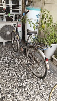 بناتي حجم 26 ياباني وبي رقم شاصي وكلشي مابي بس عاوزه غسل سعر 70 مكاني ...