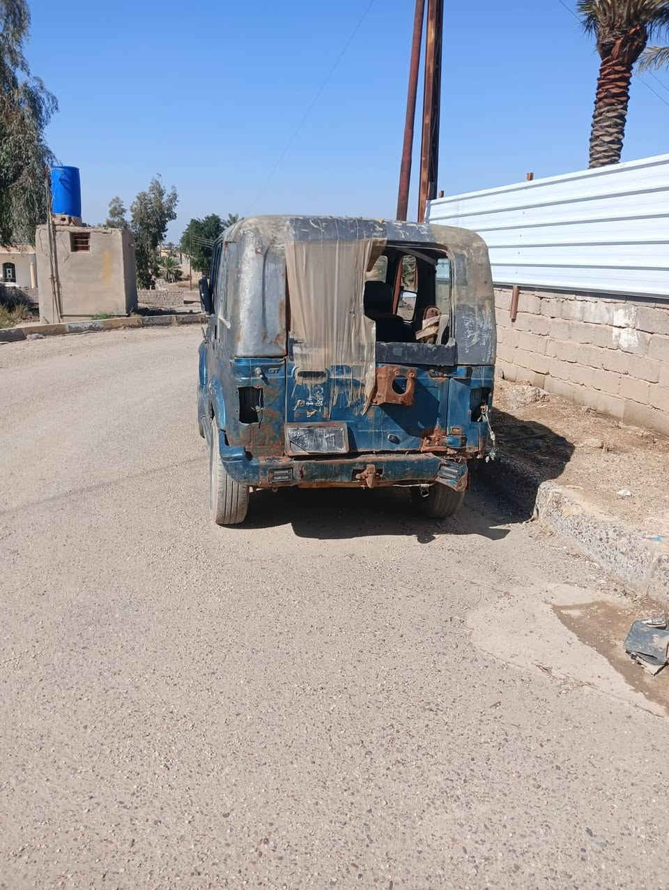 لبيع كيا اسيا جيب الرمادي خالديه ***********
