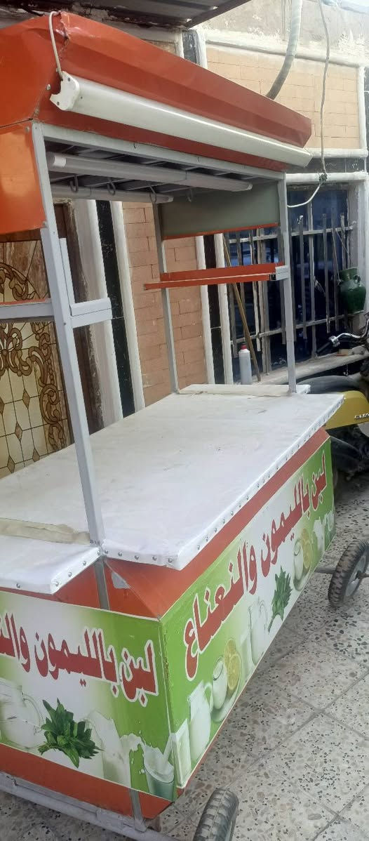 عربانة للبيع
ترهم هواي أمور بيهة مخزن جبير على طول العربانة كهرباء كاملة إنارة جديده مع سيار لربط الكهرباء 
عنواني بغداد زيونة 
***********
السعر175
