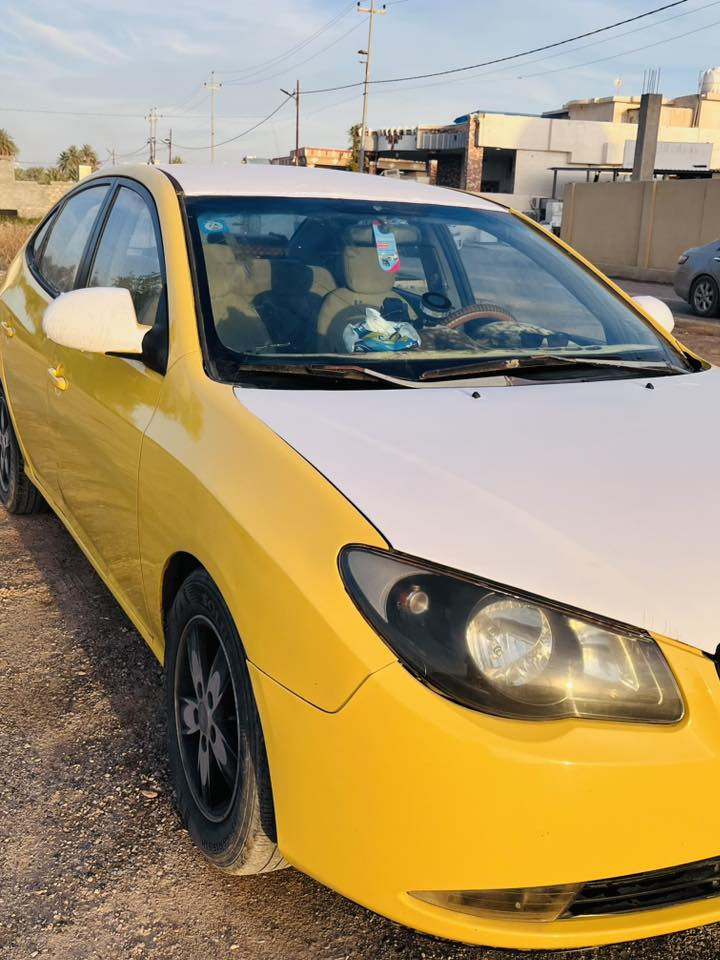 سلام عليكم للبيع النتره 2007
حادث جاملغ خلفي 
سياره حلوه اوناعمة
مكان السياره الرمادي شارع 40 
سعر 93 اوبيها مجال 
هاتف 
***********
