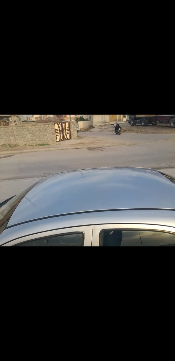 السلام عليكم افيو موديل 2009 للبيع السعر 65 وبيها مجال قليل السياره شرط محرك دبل كير شرط السياره بدون ضرر بس صبغ بل دوسه وبيها بارد اصباعتين فقط قفل مركزي سنتر لوك شاشه بيها جبيس سنوية 2026 بعد ما ساقطه شرط التحويل طخم تايرات جديد وباتري كلها شرط للتواصل على خاص والرقم ***********وشكرا..
