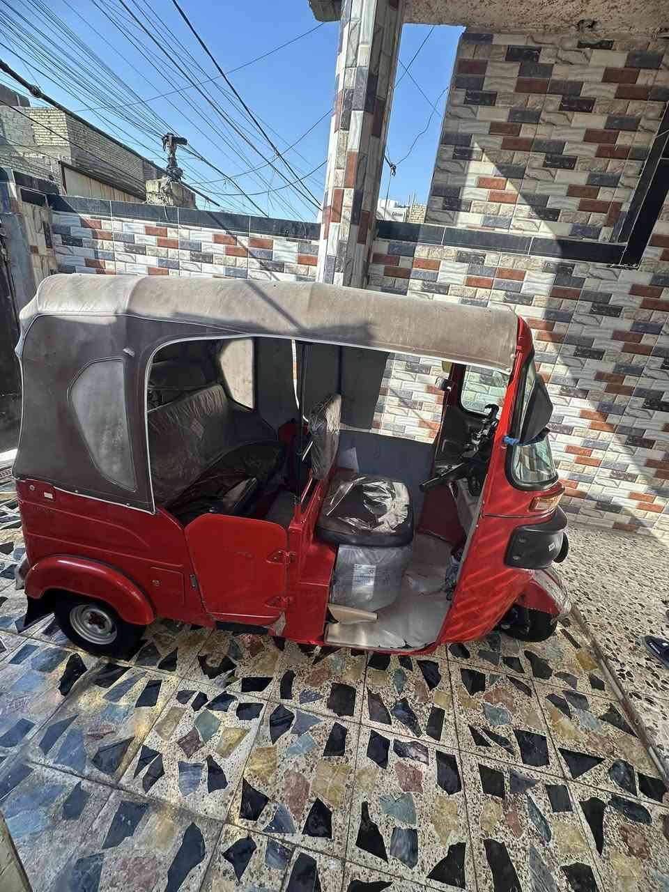 سلام عليكم. تكتك لبيع مديل 2022شهر12 تكتك كفاله عامه لا خياس ولا تعمير. تكتك نضيفه مضمومه محتاج ريد بيع بيه بيه صبغ جو بكلاين ليسره فقط  مكينه  تاخذه 100فيتر يفحصه إذ مفتوه. إذ رقمي بل خدمه***********
