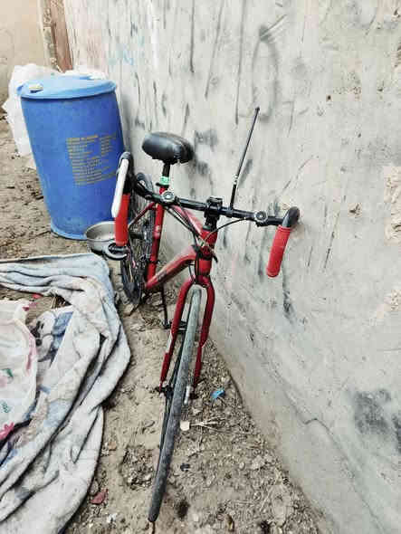 للبيع وياه اطار جديد ب70 بيه مجال 7 نمر بدالات شغالت ثنين وبريك كامل بدون نقص مال محافظات ومسافات  مكان ناصريه سجن الصلاح او فرقه 11     رقم ‏‪***********
