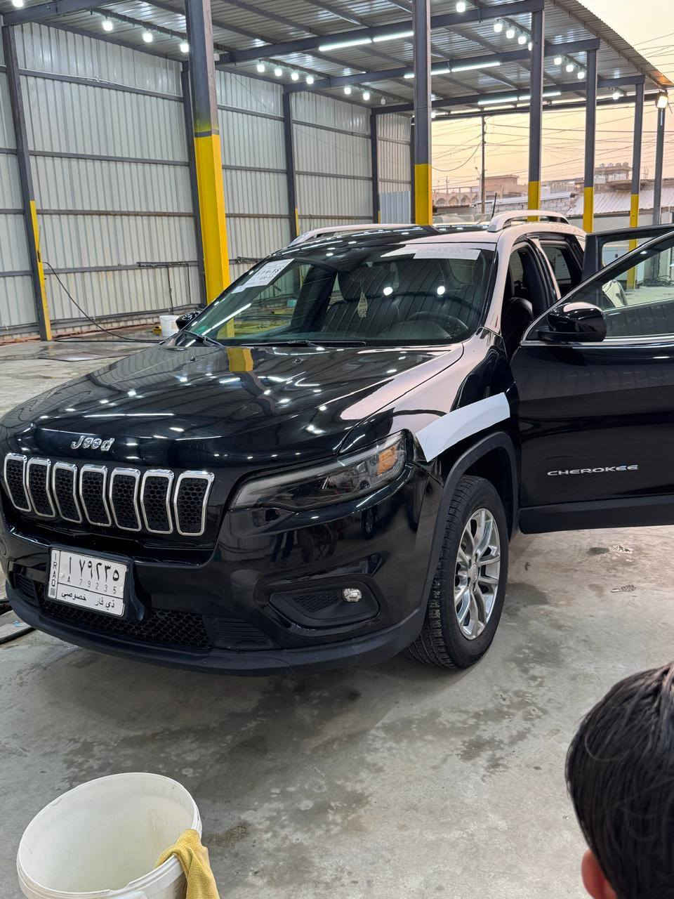 جيب شيروكي ٢٠٩١ فول موصفات كير مكينه كفاله حداديه تبريد كله جديد الحادث بنيد مبدل وجاملغ معمر بدون دواخل الباقي كفاله عامه ***********
