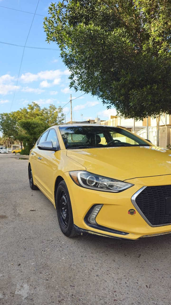 السلام عليكم
النترا موديل 2017 مكينه 2000 دوش كير AT  مضاف عليها منضومه غاز بجم كبس كاملة من كلشي اي نقص ما بيهة فول ما عدا الفتحه رقم بغداد  تحويل مباشر بسمي  حادث غرق  واصل  للدوسة المكان بغداد الدورة شارع 60 
السعر / 128 وبيها مجال بسيط 
***********
