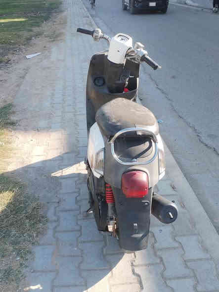 سلام عليكم دراجه بوليس 49 بلادي ما مفتوحه وصل معرض موجود وكله شغال وبيه نقوصات بصيطه شراي اتصل عل رقم
سعر 625
مكاني حي العامل
رقم :***********
