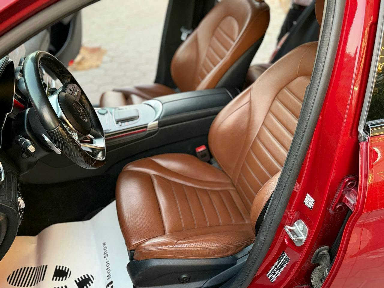 MERCEDES GLC 300
  COUP  ___ 4MATIC 

أعلى فئة كماليات/ 115KM
فابريكة بالكامل/ صيانات منتظمة ___ 
رخصة مصر الجديدة 
المعاينة مصر الجديدة 
0100/986/7472 القاهرة, مصر


**إذا كنت صاحب هذا الإعلان وتريد حذفه لأي سبب، رجاءا أرسل رسالة إلى الدعم الفني**