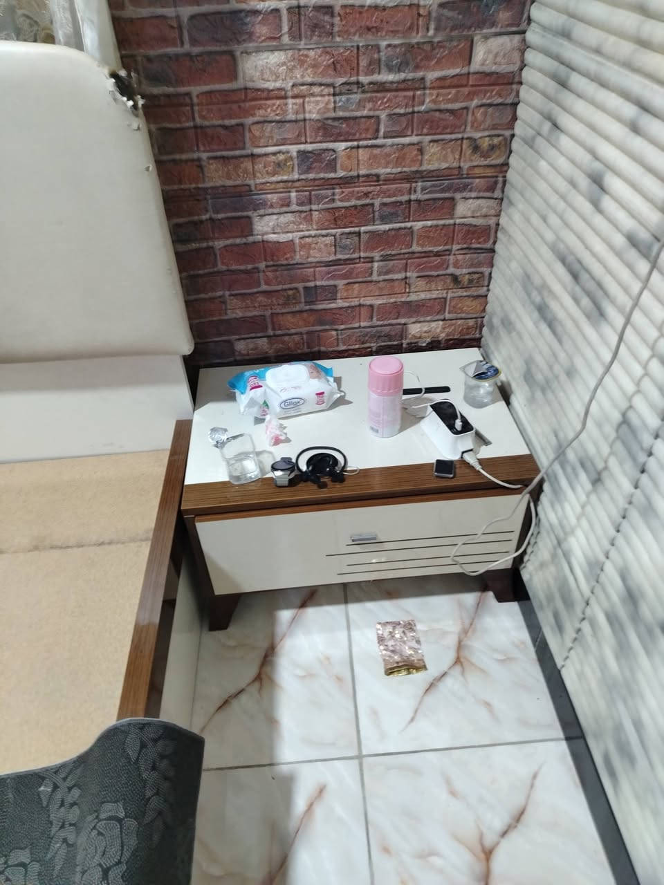 غرفه تركيه باب اول ثكيله للبيع بيها ضرر سعر 500وبيها مجال


**إذا كنت صاحب هذا الإعلان وتريد حذفه لأي سبب، رجاءا أرسل رسالة إلى الدعم الفني**