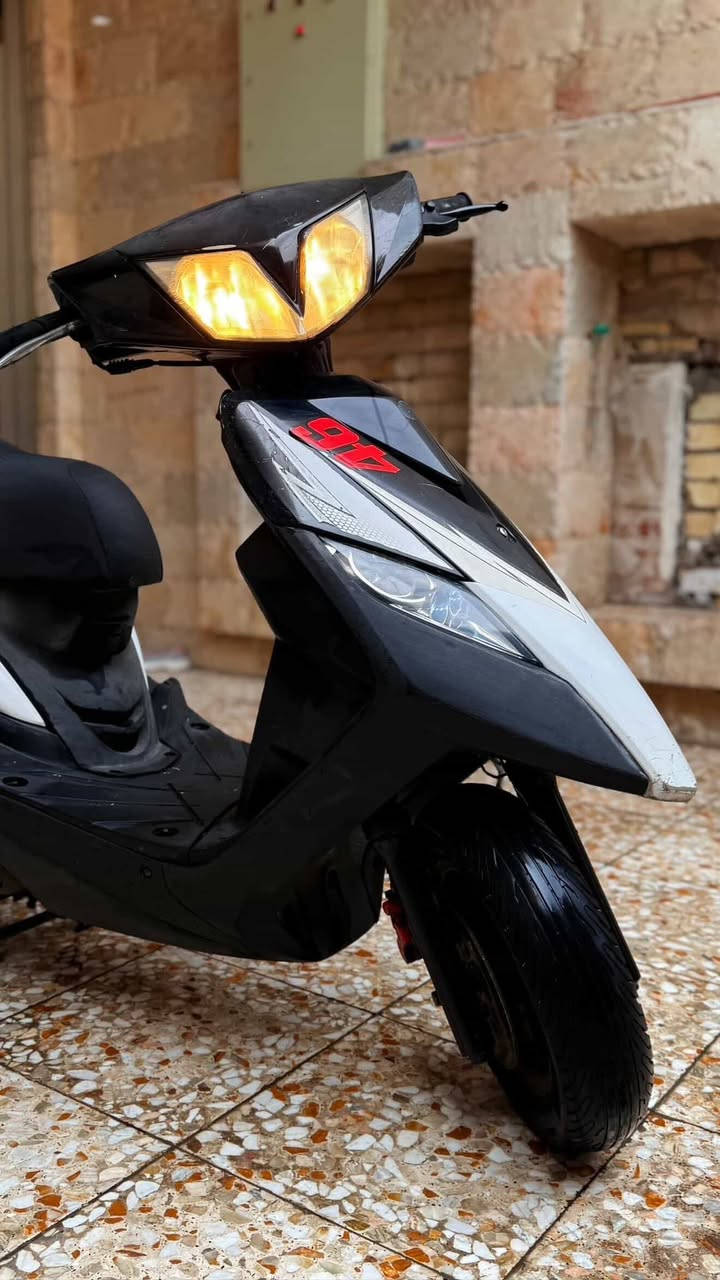 السلام عليكم دراجة نوع ثعلب للبيع الدراجة خير من الله شلعه ومعدل المكينه بلاد ما مفتوحة الكفرات نضيفة دراجة تخبل بالعافية عالياخذها السعر خاص♥️رقم***********
