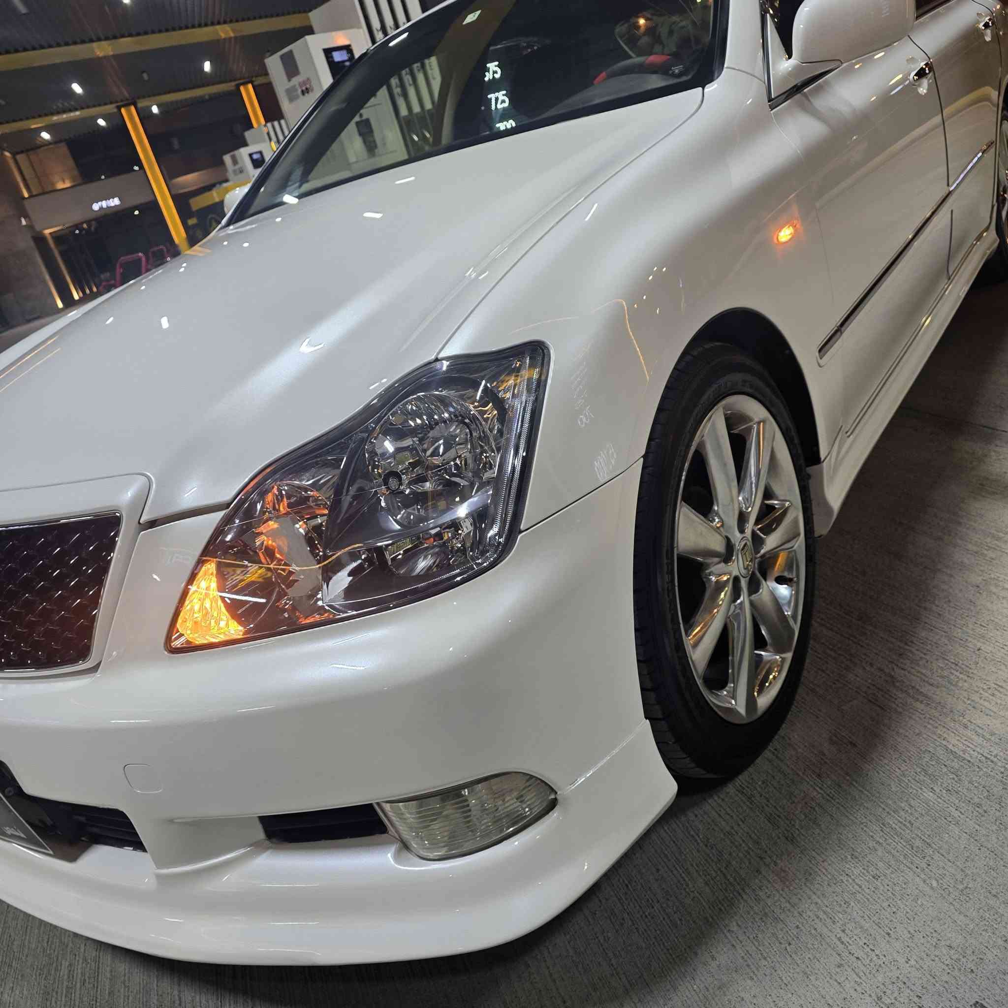 ساخ بێ بۆیاخ 63هەزارڕۆشتوە***********
