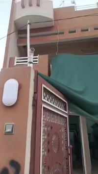 الهرمات الأولى • ١٠٠م • طابو أيمن