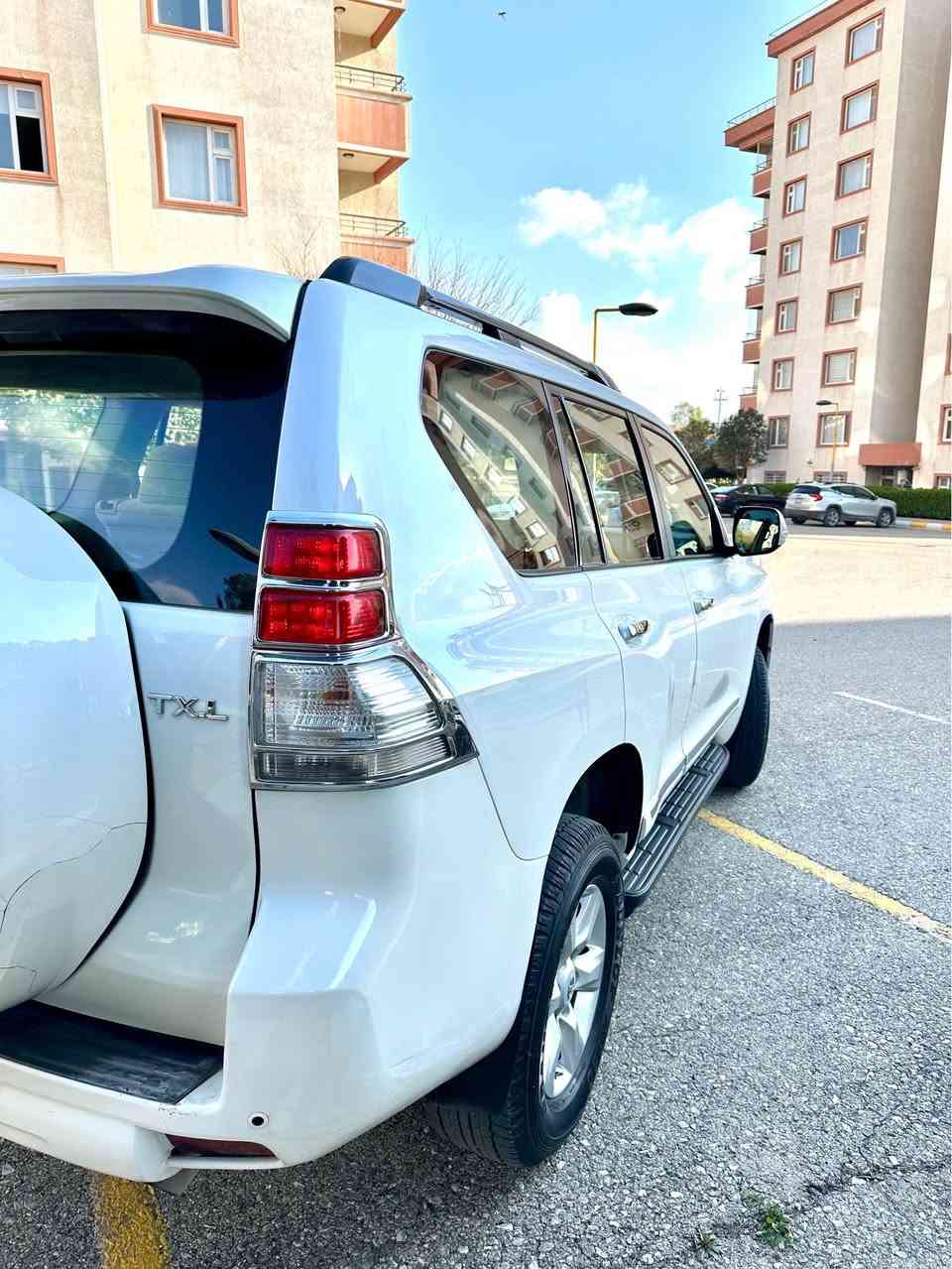 Toyota PRADO 2010 TX.L
🧿مۆدێل : 2010  
***********
💎مواسەفات : TX.L - سپێر لەکۆڵ - دەبڵ ئەکسل - ناو زەرد و تەبرید مەرکەزی - ٣ ڕیز کوشن - سەلاجە - ئاوێنە شەفت - بەخی ئاو -زۆر مواسەفاتی تر 
🧿نیوو سنوقی بۆیاخە بێ ناو گرتن بێکرانەوە زۆر تازە و جوان ماشاالله سەیارەکە یەک دەستە 
⚙️مەکینەی چوار پستۆنە 
⚙️گێڕ و مەکینەی بەشەرت نەکراوەتەوە بە شەرت ١٠ فیتەر
✍️سەنەوی و ڕەقەم و هەزە و ژینگە و ڕێگاوبان تازەیە هەتاک و ٢٠٣٠ 
🛞٤ تایەی تازەی لەژێرایە

⚫️دینار مەسرەفی تیا نییە ماڵی دۆستە سەیارەکە بۆ نوقسانی مەگەڕێ
◼️زۆر تازە و ڕێک و پێکە ماشاالله 
✍️تەحویل و غەرامە بەشەرت
📲ژمارەی مۆبایل : ***********
واتساب و فایبەری لەسەرە 
نرخ ٢٢٥ گاڵا و مامەڵە السليمانية, العراق
