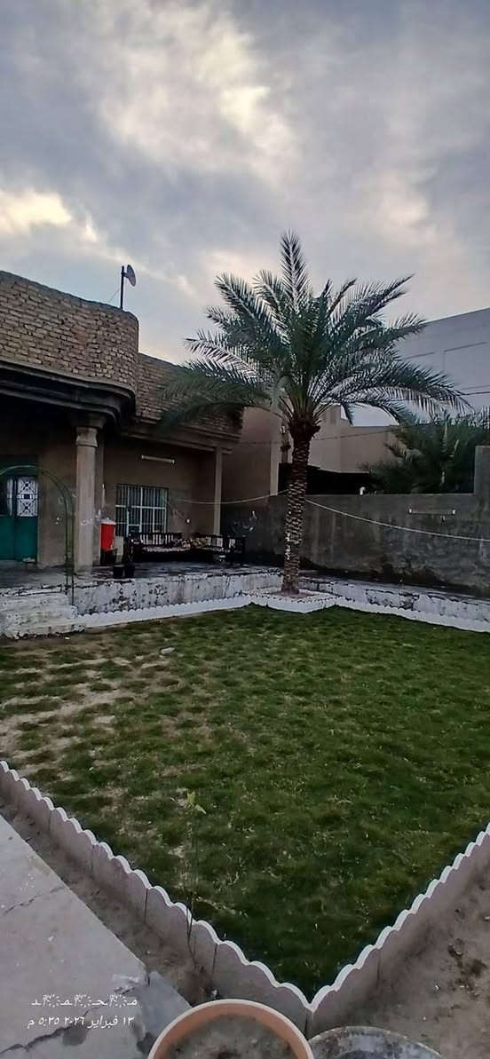 🌃 اللهم صل على محمد وال محمد 🌃
      🏫   🏫   🏫   🏫   🏫   🏫
              ⚜️ #بيت_للبيع ⚜️ 

☣️في الفلوجة 
☣️ حي الجولان
☣️تجاري 

⚜️المساحة : 600م 
⚜️الواجهة :16م
⚜️النزال : 40م

طابق واحد غرفتين واستقبال ومطلخ وكراج واسع 

 ⚠️ الشارع 🚸 : 40م  
⭕ السعر :  600 وقابل للتفاوض 
🧰⚖️ نوع الملك 🧰⚖️ : طابو صرف سند 
للاستفسار : مراجعة 
🥇#مكتب_الاقصى_للعقار 🥇
 للاتصال : *********** 📞☎️
واتساب : *********** 📞☎️
⭕التسلسل: 127
#عقارات_الفلوجة #عقار_للبيع #عقارات_الانبار #عقارات_العراق  #العقار #عقار
#العقار_للبيع #للبيع #بيع #بيت #بيوت #قطعة #قطع
#ارض #اراضي
#عقارات #عقارات_الاقصى
