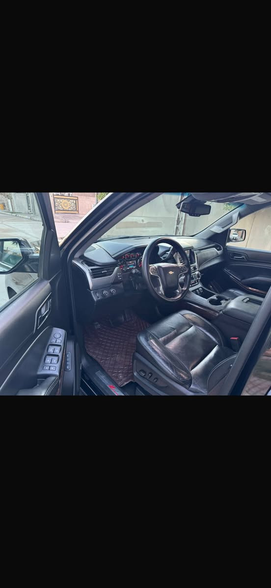 السلام عليكم 
تاهو سوبر مان موديل 2017 فول لمتت LTZ دخول جديد مال ضباط صار 6 اشهر داخلة للعراق اني المستورد باسمي سنوية سيارة بحالة الوكالة جديدة وضع شركة بية صبغ جاملغ فقط والباقي مكفول حته من البارد والشخوط مكفولة مكينة كير صدر تبريد تخم تاير كلة جديد بالعافية عل ياخذها مكان السيارة كركوك القادسية سعر 325 وبية مجال رقم موبايل ‭0770 308 5731
