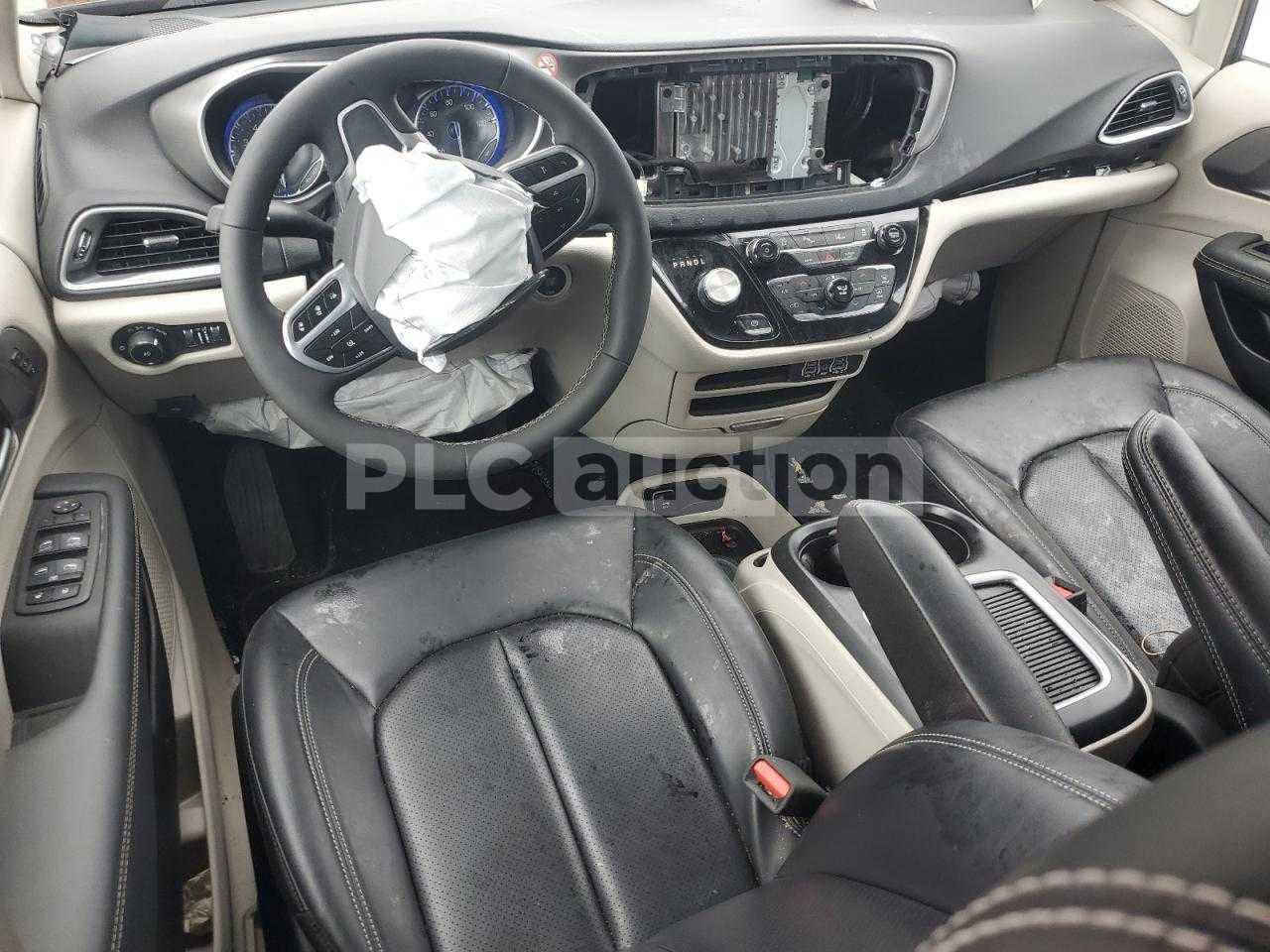 سلام عليكم بسفيكة اللبيع موديل
23 فول عدة فتحة حدثهة بل منشورة مكاني بغداد شعلة ***********  سعرها 180 قفل مال بيع سيارة جديدة
