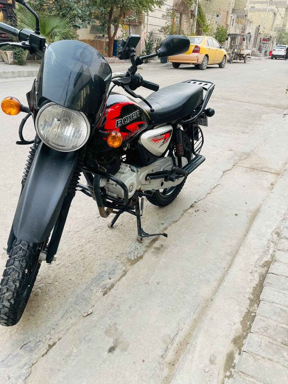سلام عليكم دراجه بوكسر 23 رقم وسنويه انكليزي بسمي هزه جديده تحويل ثاني يوم نضيفه لدراجه مامشتغلين بيها بس للبيت عايفينها مامشتغله دلفري نضيفه مجفته تجفيت شركه لا تنقيص ولا تبخير دراجه ناعمه وحلوه مكاني مدينه الصدر  راسلني واتساب هاذ رقمي ***********
