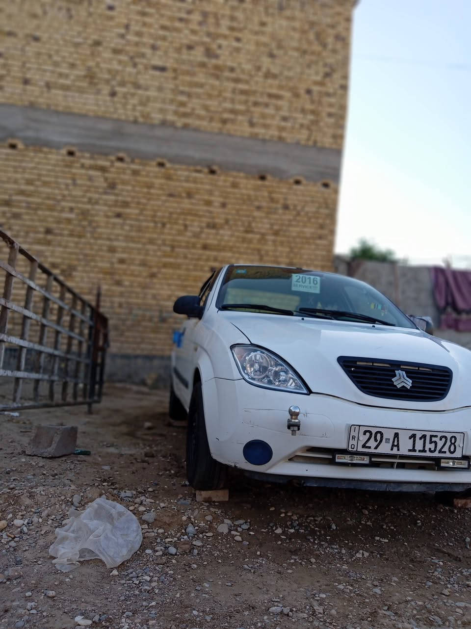 من رخصت لادمن سلام عليكم
بيع مستعجل تايبه للبيع موديل 2013 

سيارة مثل ماا وضحه بل صوره 

كير محرك حداديه صدر كفالةة سيارة مال جني وخير من الله 

بيه البنيد مصبوغ بدون تبديل او ضربه 

رقم واسط جديد مكاني كوت تحويل ثاني يوم

السعر 32 وبيه مجال 

***********
