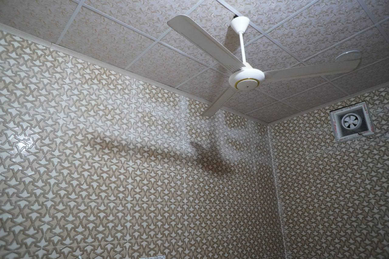 🏠 شقة للإيجار بسعر مناسب ✨
الشقة متكونة من:
🛏 غرفة نوم
🛋 استقبال
🍳 مطبخ
🚿 صحيات
🌿 طارمة
🔹 بناء درجة أولى
📍 الموقع: شارع أم الخيل خلف مجمع كاظم الغيظ
🔹 متوفرة جميع الخدمات (مقرنص، ماء، مجاري)
📞 للاستفسار: ***********
