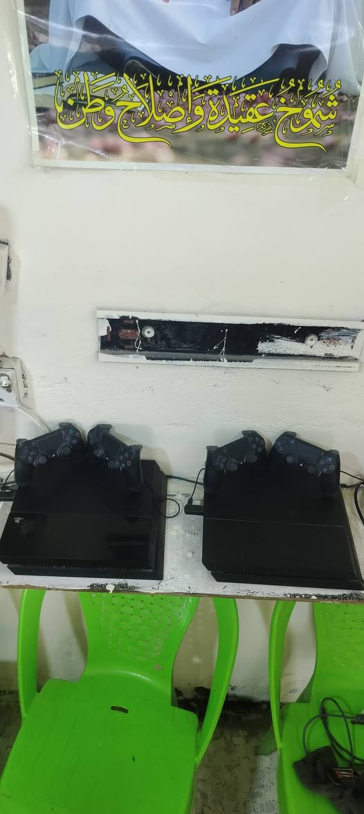 ابلي4للبيع السعر خاص 
عدد2
نضافه100/80شراي خاص 
امهكر


**إذا كنت صاحب هذا الإعلان وتريد حذفه لأي سبب، رجاءا أرسل رسالة إلى الدعم الفني**