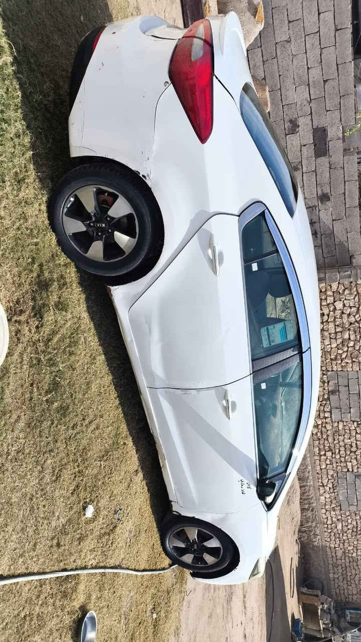 من رخصت الأدمن كيا سيراتو خليجي موديل 13 فول مواصفات بيها طخطخات بسيطه العنوان الانبار رمادي سعر 85 وبيها مجال الاتصال هذا ***********
