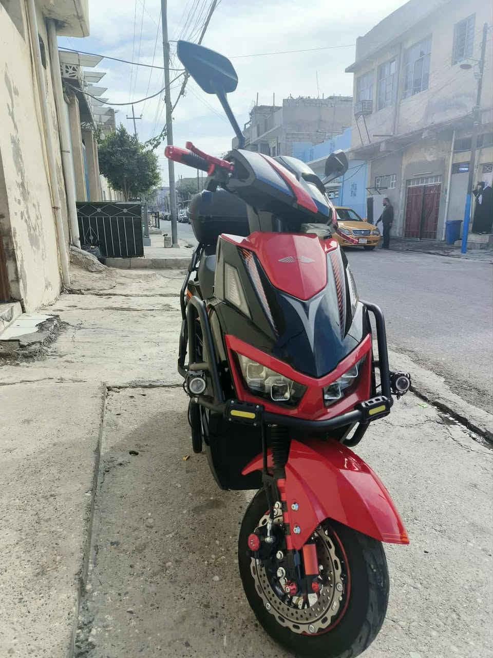 ماطور سكنس للبيع مدرع (ABR) 🏍️🏍️موديل 2025 🏍️🏍️ نضيف جلخ مابي
🔋6بطاريات مسطره 20 امبير ⚡ شرط الفحص

 قبل يوم فحصتهم نضافتهم90% نسبتهم 12v يعني اخو الجديد

 ملف 1500 نحاس حقيقي

دراجه حلوه وفخمه ونسخه مميزه 🔮

 مواصفاته فول

1-لايت عالي ناصي نهار +رماش 

2-دبلات غاز امامي خلفي

3-بلاجكتورات ليزرية☄️

4-شاشة ديجيتال تعرض اعطال 

5-سرعه 99 .   حقيقي 70/80

6-شحن يمشيك من 40 ل50 كيلو 

7-صندوق داخلي حجم كبير

8-درع 360 حول الدراجه

9-حماية سرقة انذار

10-دبل سويج وبصمه2

11-نضام P + R

12-بريكات امامي خلفي دسك دهن

مكاني موصل جانب الايمن *********** رقم بي واتساب 

سعر 675
