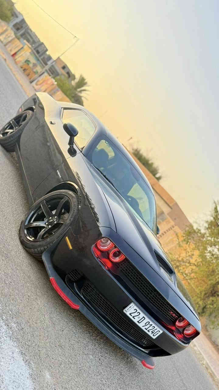 السلام عليكم
دوج جالنجر ارتي  V8 5.7   2022 
ماشيه:  17 الف ميل 
رقم اربيل باسمي هزه وبراد ورقم كله جديد سنويه 2029 
هزه وبراد 2026/12 
اللون اسود
المواصفات المعروفة .. 
سيارة كلش كلش نظيفه مكينة كير حدادية تبريد  كلة ع وكالة 
كلشي بالصور كدامك 
تايرات جديده
الضرر  :  الجاملغ الخلفي جهة السكن ..ايرباك الكشنات والبردة فقط الصور بالمنشور ويا رقم الشاصي
الدعامية الامامية محدثة SRT
السعر 240  ورقة وبيها مجال ان شاء الله 
مكان السيارة كركوك
***********
