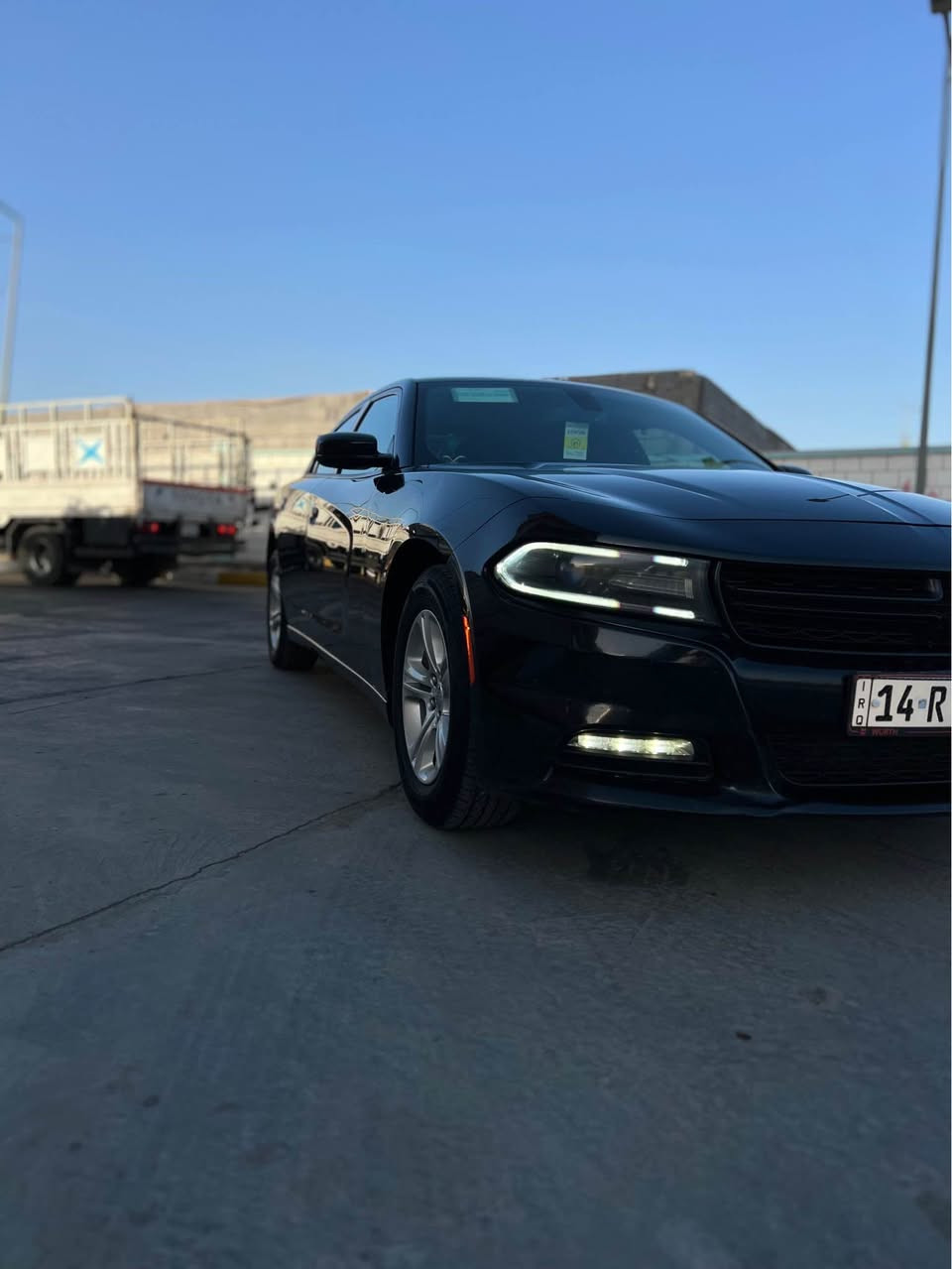 السلام عليكم جارجر 2017 معلايه 2023 السياره كفاله عامه داخله تقرير تعمل وتسير مكينه 3.6  رقم بصره بسمي 
شاشه جبيره كشنات حضن تدفئه بالكشن نص مواصفات 
السياره كلش جديده. رقم الهاتف 
*********** البصرة, العراق
