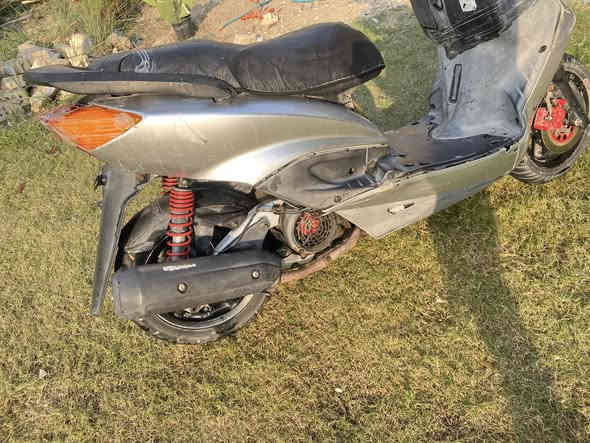 سلام عليكم دراجة سكنس نثية 
دراجة مرتبة على ايدي مال جناي مستعجل على بيعتها لأسباب خاصة شراي يدخل خاص او يتصل على هذه الرقم سعر 300 مكاني بغداد الشعلة ‭0776 393 9828‬
