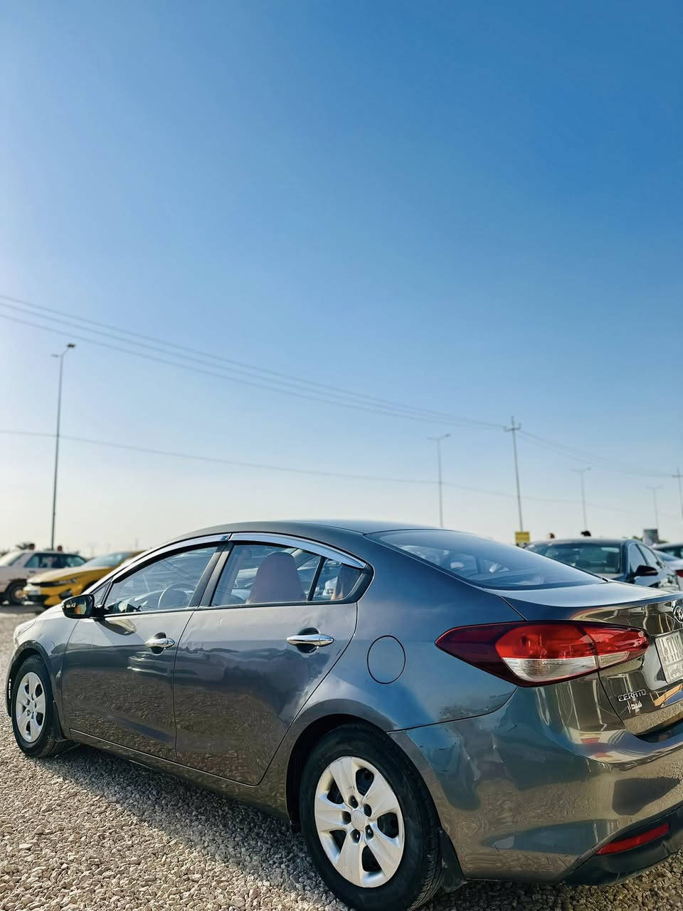 يالله 

بيع فقط 

سيراتو موديل ٢٠١٨ 

كفاله من تبديل +بيه بارد بل باب فقط 
محرك ١٦٠٠
مرقم بغداد  بسمي 
السعر ١٣٢وبيه مجال 
السماوه الرميثه معرض رسول ال ماجد 
الاستفسار التصال ع رقم او مراسله وتساب 
***********
