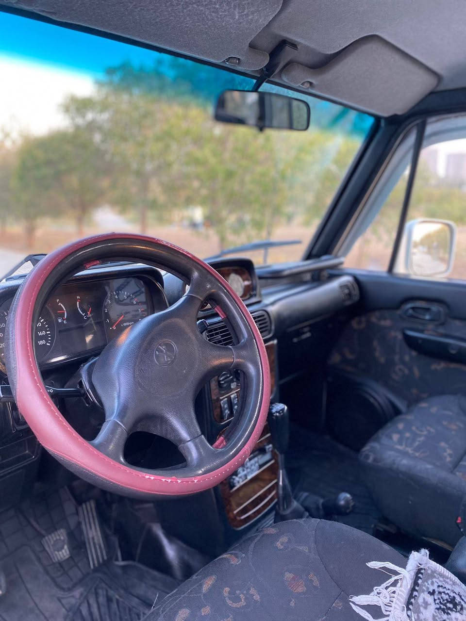 گالوپەر مۆدێل 2002شتێکی زۆر پاک دەعمو لێدراوی نیە بۆیاخیشی نیە 
گۆرینەوەش ئەکەم لەگەڵ تەکسی
*********** السليمانية, العراق
